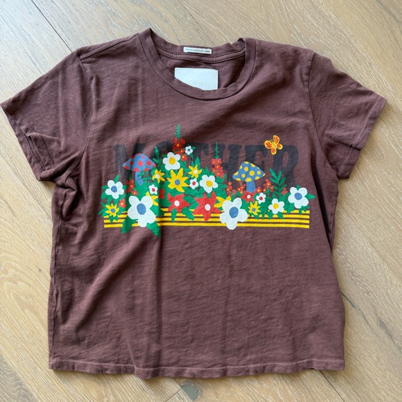 Mother mushroom tee - Picture 1 of 5